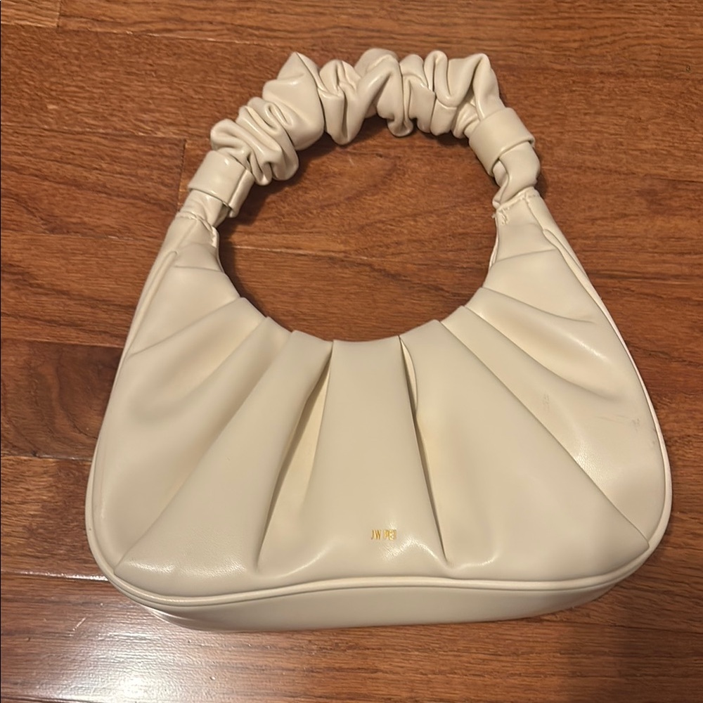 Elegant Cream Women's Bag